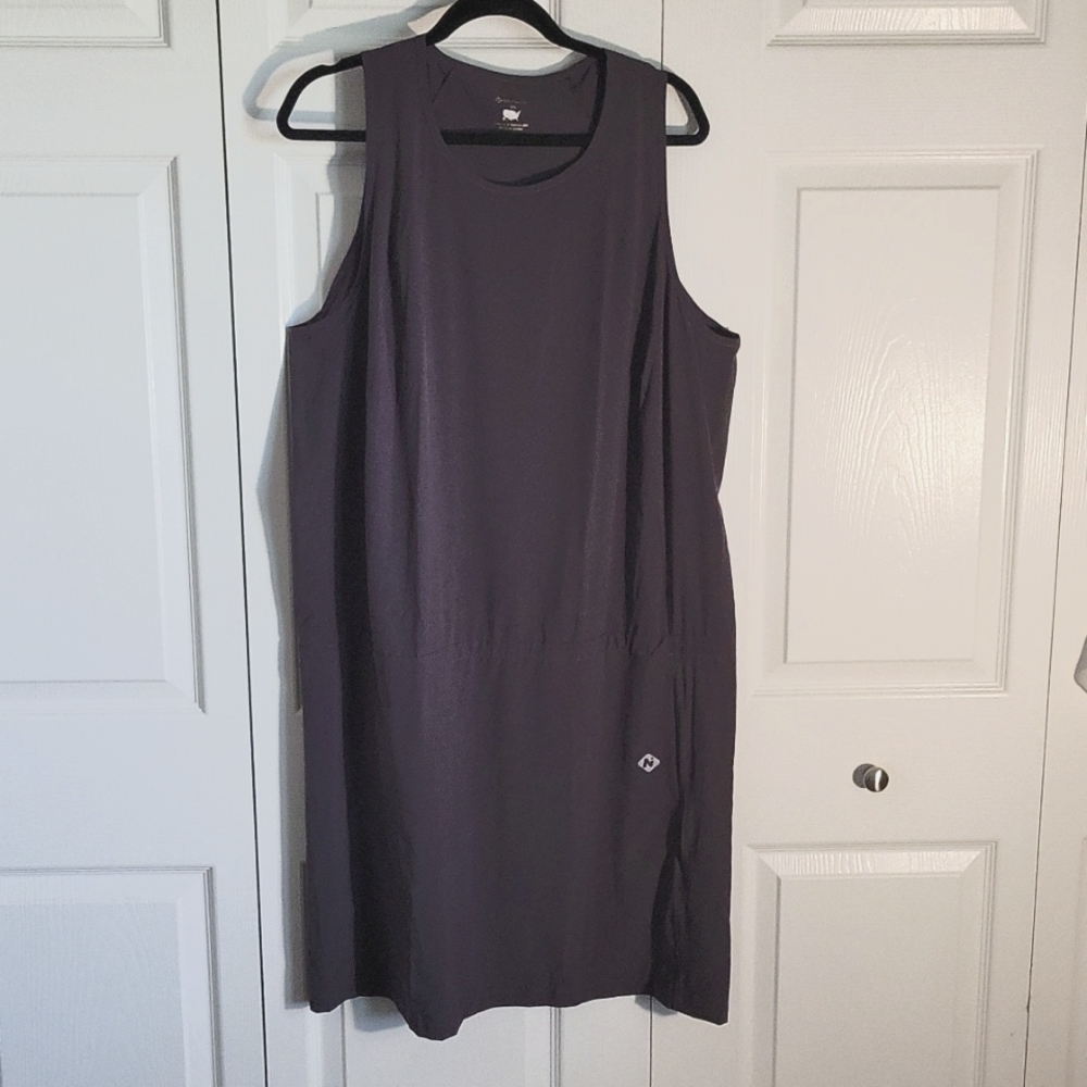 NWT Naviskin athletic dress with pockets size 2X dull purple color